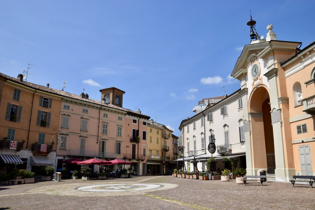 Piazza Garibaldi a Moncalvo